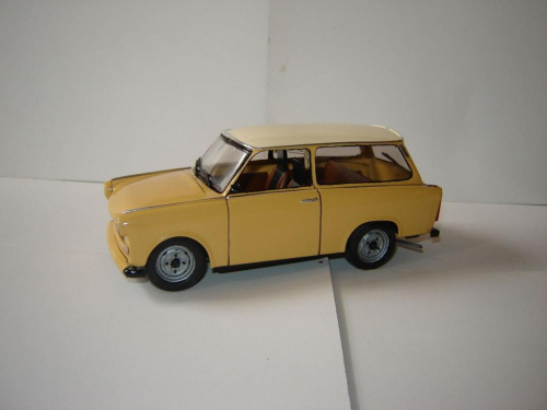 b2617b142c63e450med.jpg
