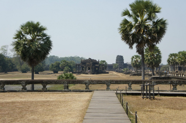 Kambodża - Angkor Wat (główna świątynia) dziedziniec #Kambodża #Angkor