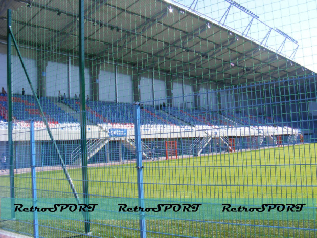 Fragment trybun nowego stadionu miejskiego #ObiektSportowy #PiastGliwice #PiłkaNożna #sport #stadion