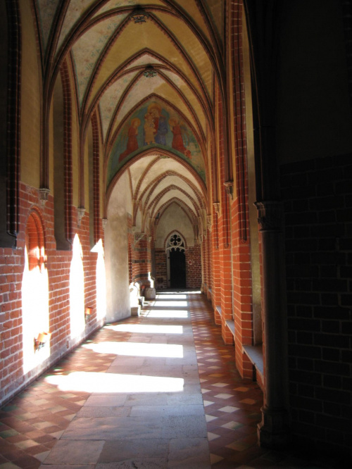 Wnętrze zamku w Malborku #MalborkZamek