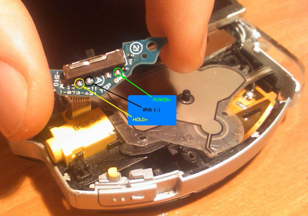 Konsola PSP-1004 nie włącza się.