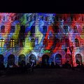 Mapping,czyli świetlna prezentacja na budynku,jedna z atrakcji festiwalu światła..tu ekranem jest uzdrowiskowy pawilon Lalka :) #Cieplice #FestiwalŚwiatła #JeleniaGóra #zima