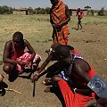 Masajowie dają ognia