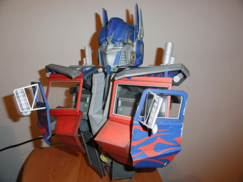 #ModelarstwoKartonoweOptimusPrime