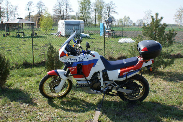 XRV750