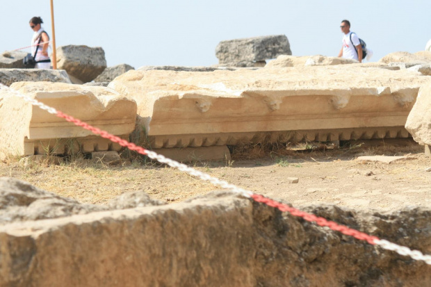 Hierapolis of Phrygia - przed Bramą Frontową