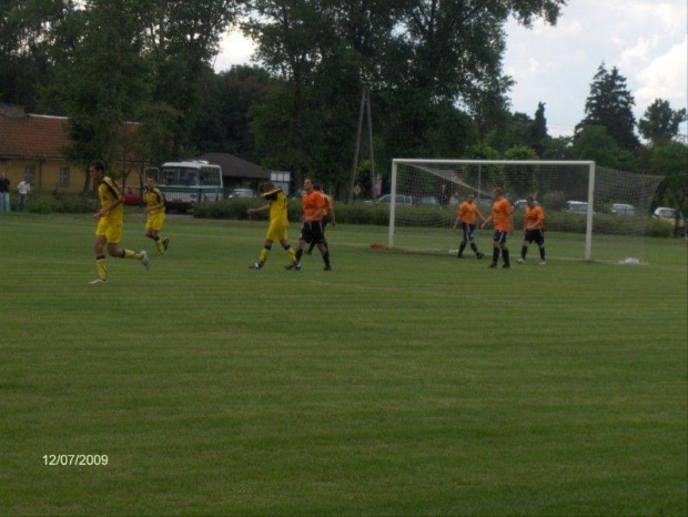 Mecz sparingpowy Zgoda-Polonia Bytoń 12-07-2009 #PiłkaNozna #sport #Zgoda #Chodecz