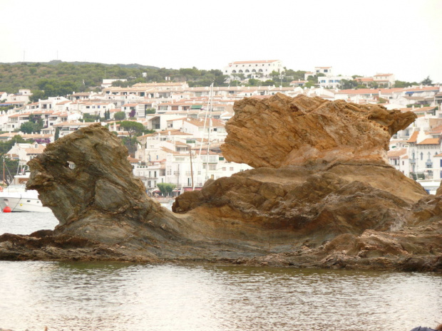Cadaqués,skała, która nas zainspirowałą #CostaBrava