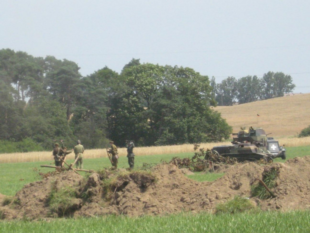 Podrzecze 17-19 VII, ZLOT GRUP REKONSTRUKCJI HISTORYCZNEJ I HISTORYCZNYCH POJAZDÓW WOJSKOWYCH