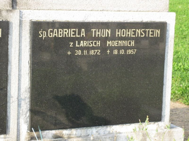 Kończyce Wielkie (śląskie) grób Gabrieli von Thun und Hohenstein