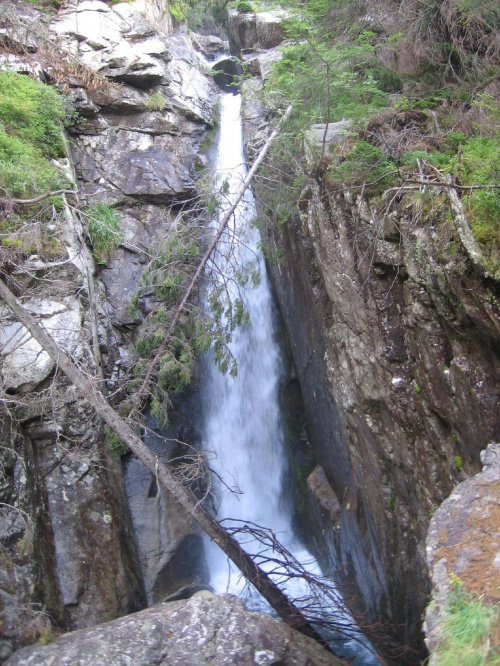 Wyżni Wodospad ponoć najpiękniejszy z "wodogrzmotów" Zimnej Wody #Góry #Tatry