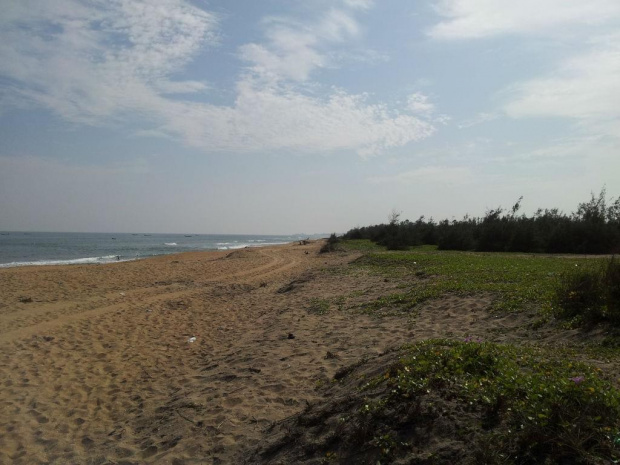 Puttipulam beach #Indie #plaża #świątynia