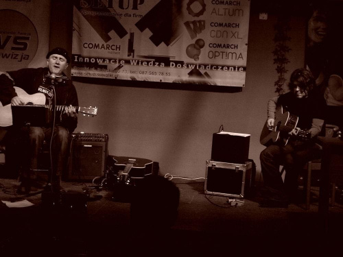 BogdanTopolski i Jutas Virgis jako Acoustic Power Blues Duo - suwalskie Rozmarino #AcousticPowerBluesDuo #blues #Suwałki #Rozmarino #koncert #muzyka #TopolskiBogdan #JutasVirgis