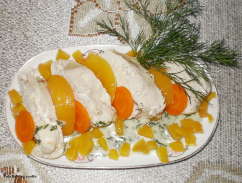 Mięso z kurczaka w sosie koperkowo-brzoskwiniowym.
Przepisy do zdjęć zawartych w albumie można odszukać na forum GarKulinar .
Tu jest link
http://garkulinar.jun.pl/index.php
Zapraszam. #kurczak #mięso #brzoskwinie #owoce #jedzenie #gotowanie