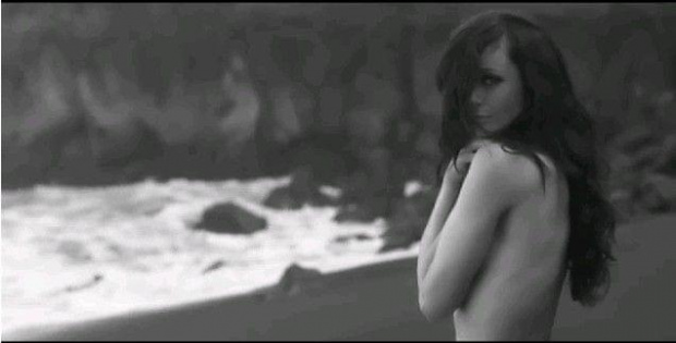 Katerine Avgoustakis, Enjoy the day videoclip #Katerine #Avgoustakis #EnjoyTheDay #videoclip #nake #DBeach #hot