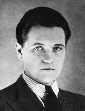 Eugeniusz Bodo, aktor ( właśc. Bohdan Eugene Junod, ur. 29 grudnia 1899 r. w Genewie bądź w Warszawie, zm. 7 października 1943 r. w Kotłasie w obozie archangielskim - zagłodzony na śmierć )