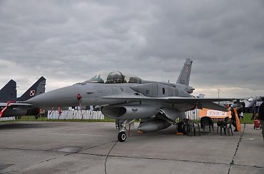 #samolot #pokazy #lotnicze #dęblin #f16 #lotnictwo