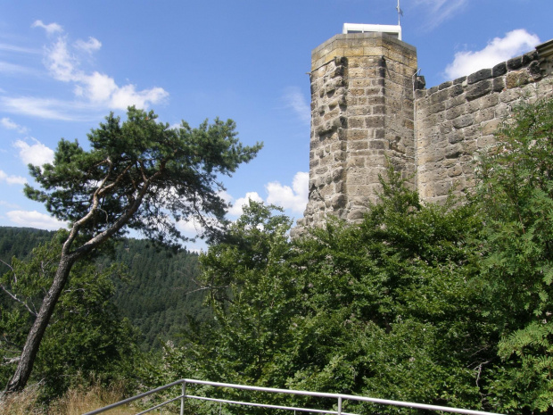 Kurort Oybin,widok na wieżę klasztoru #oybin #niemcy #ViaSacra #kurort