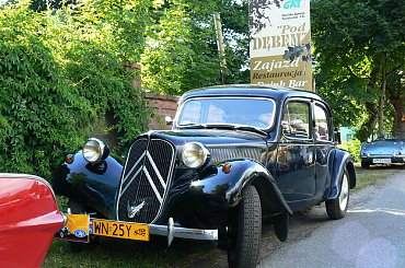 zlotstarych aut w Rudach. #StareAuta