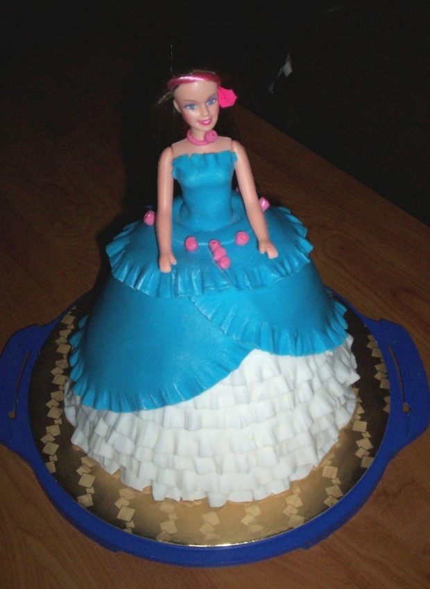 Tort lalka #WieczórPanieński #tort