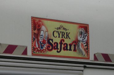 Cyrk Safari-2010. Zapraszamy na www.portalcyrkowy.ubf.pl #cyrk #safari #sezon #clown #rzeszów #występycyrkowe #kmc #portal #cyrkowy #portalcyrkowy #cyrksafari #arena