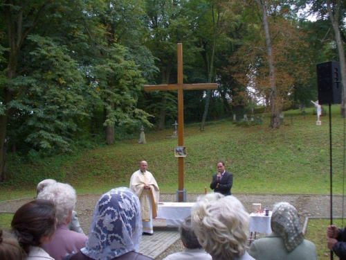 Besko 2010 - przemówienie po grekokatolickiej Mszy św. na cerkwisku #Besko #BeskidNiski #cerkwisko #cerkiew