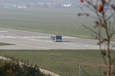 EPKK autobus na pasie #epkk #krk #Balice #autobus #PasStartowy