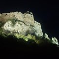 Zamek Spisski hrad na Słowacji nocą (02)