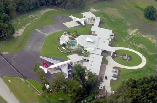 John Travolta to zdjęcie jego domu