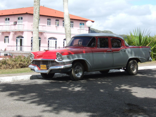 Czar 4 kółek Kuby #moto #motoryzacja #Kuba #samochody #oldtimer #auto