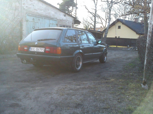 e30 324td