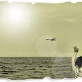 ...jak ze starej fotografii... #przeróbki #inaczej #samolot #słońce #światło #morze #widok #Irena