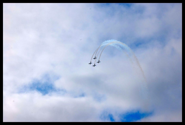 International Air Show Portrush 2007
08/09/2007 #airshow #samolot #akrobacje #Portrush