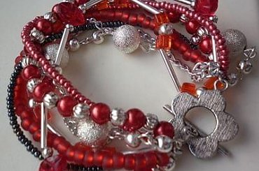 misz-masz czerwony #bransoletka #czerwony #srebrny #hit #sezon #perełki
