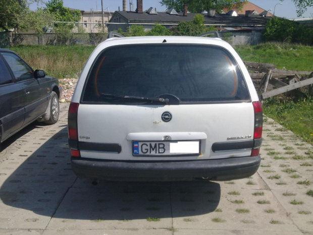 #auto #omeba #opel #samochód #uszkodzony